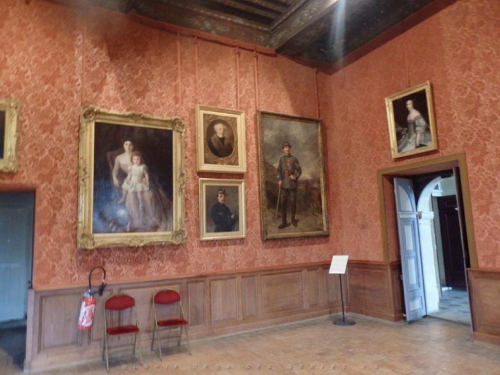 149 CHATEAU DE BRISSAC MAINE ET LOIRE 2016 N1_000036.jpg